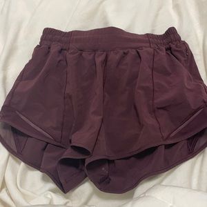 Lululemon maroon shorts size 6